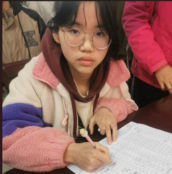 �����Σ�Ҷ�� ����������